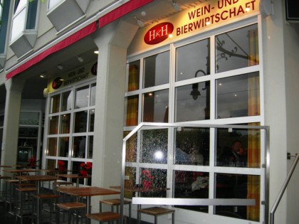 Photo: H&amp;H Wein- und Bierwirtschaft